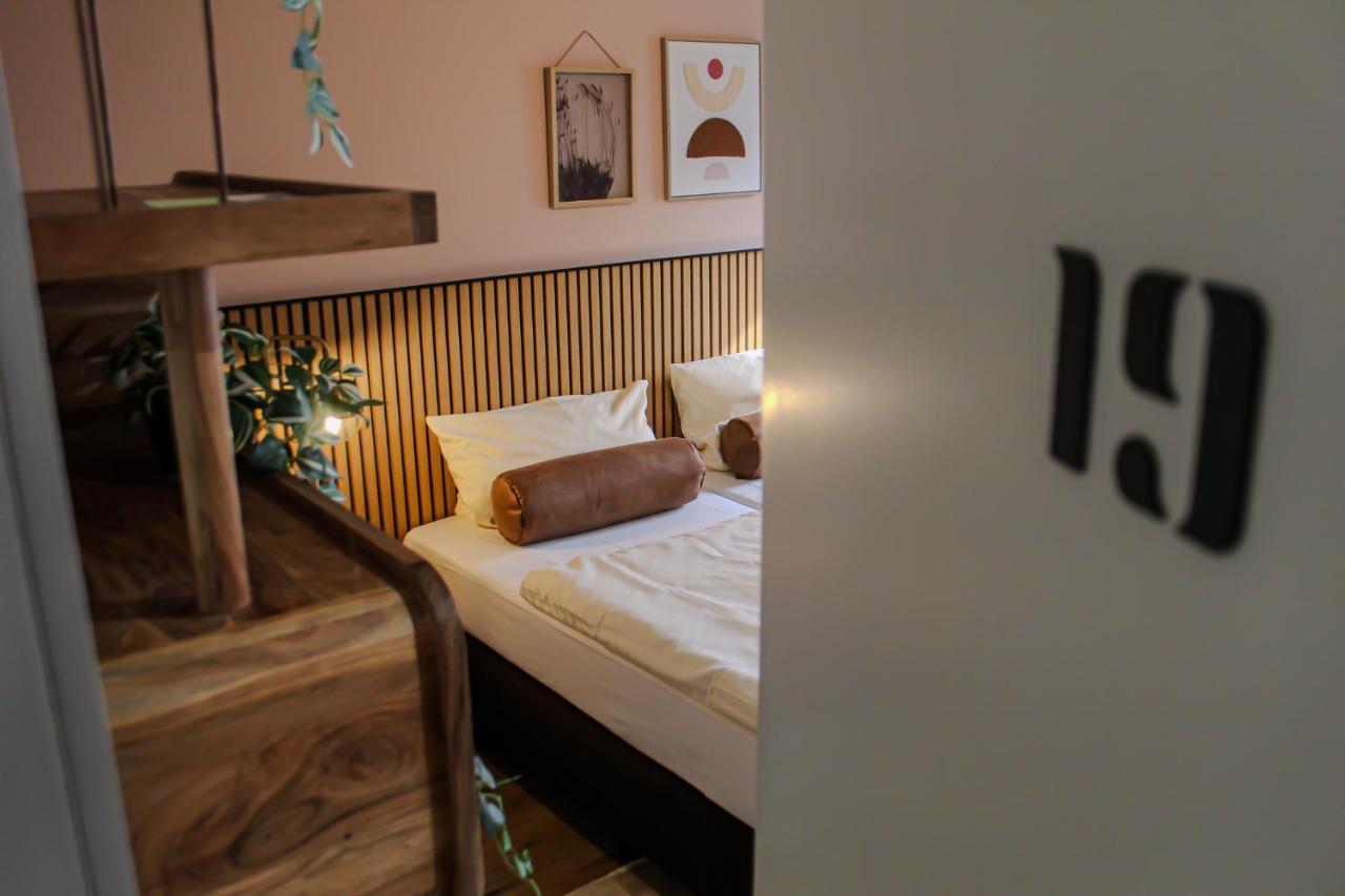 Großes Zweibettzimmer
